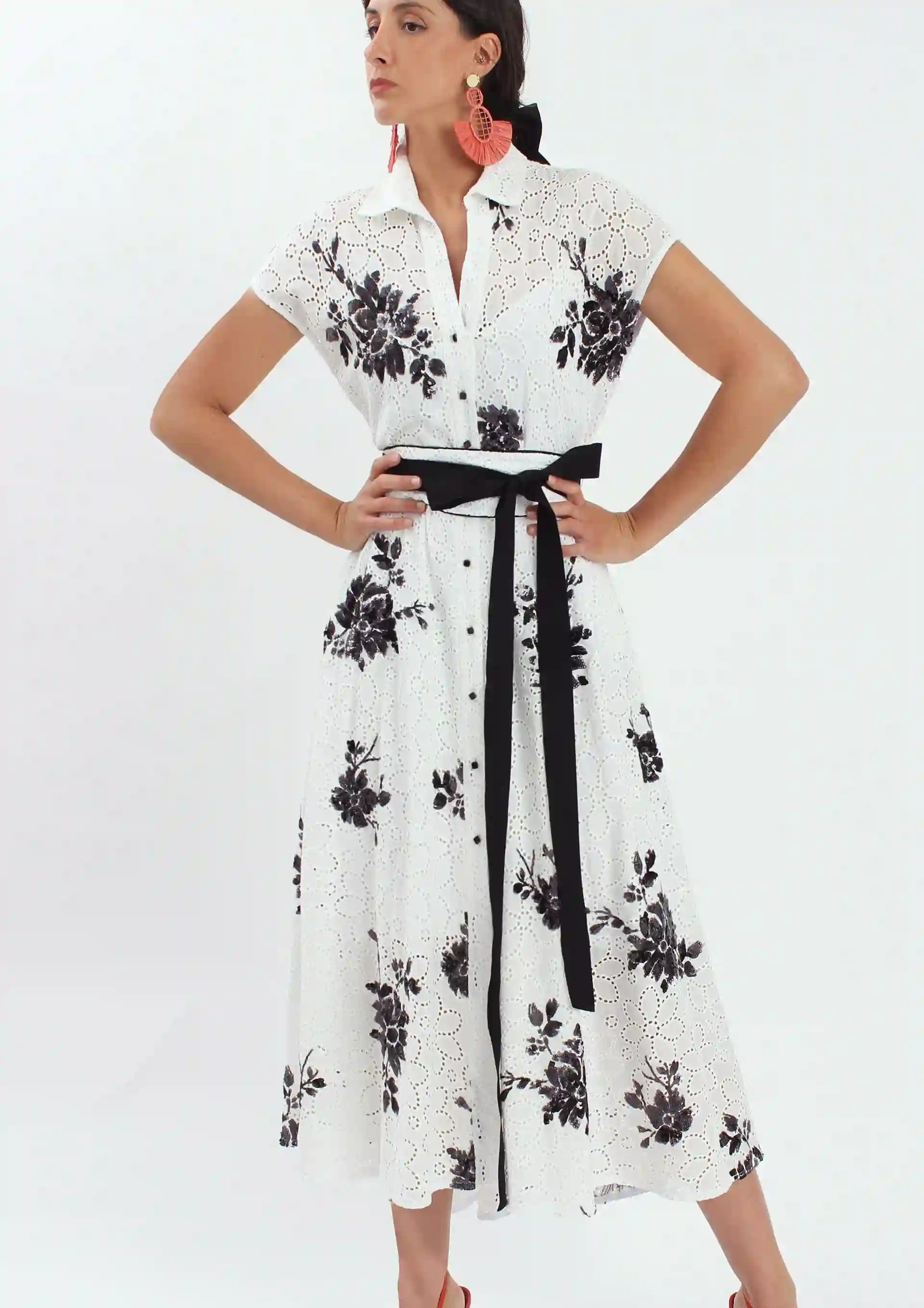Alba Count Midi Dress embroidered in black