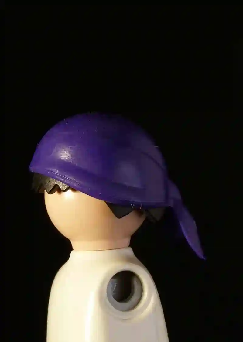 Hat_0193 purple handkerchief
