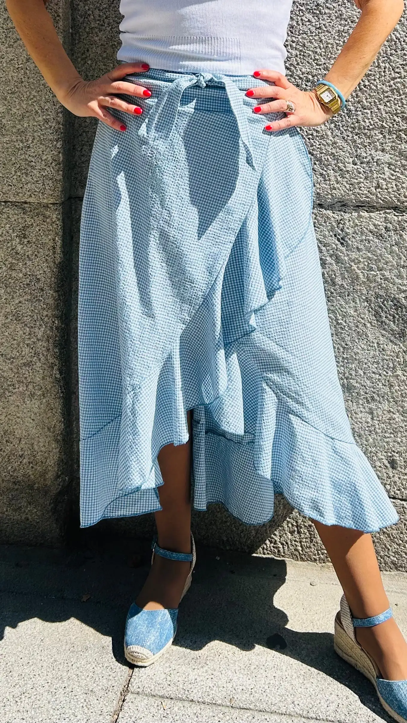 Skirt with loop