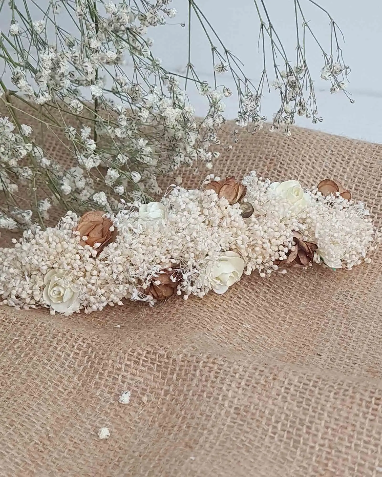 Flower headdress with rositas