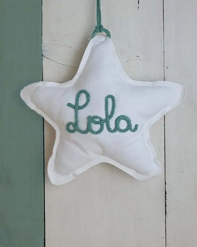 Green color star