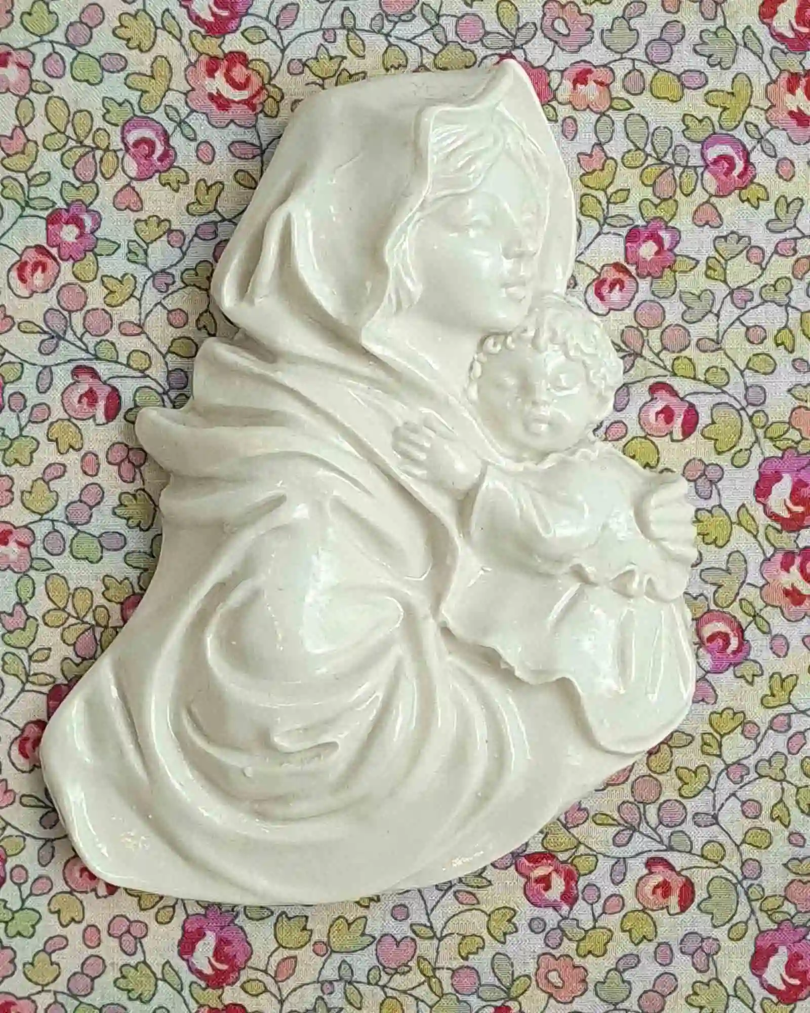 Virgin painting on Liberty Rosas