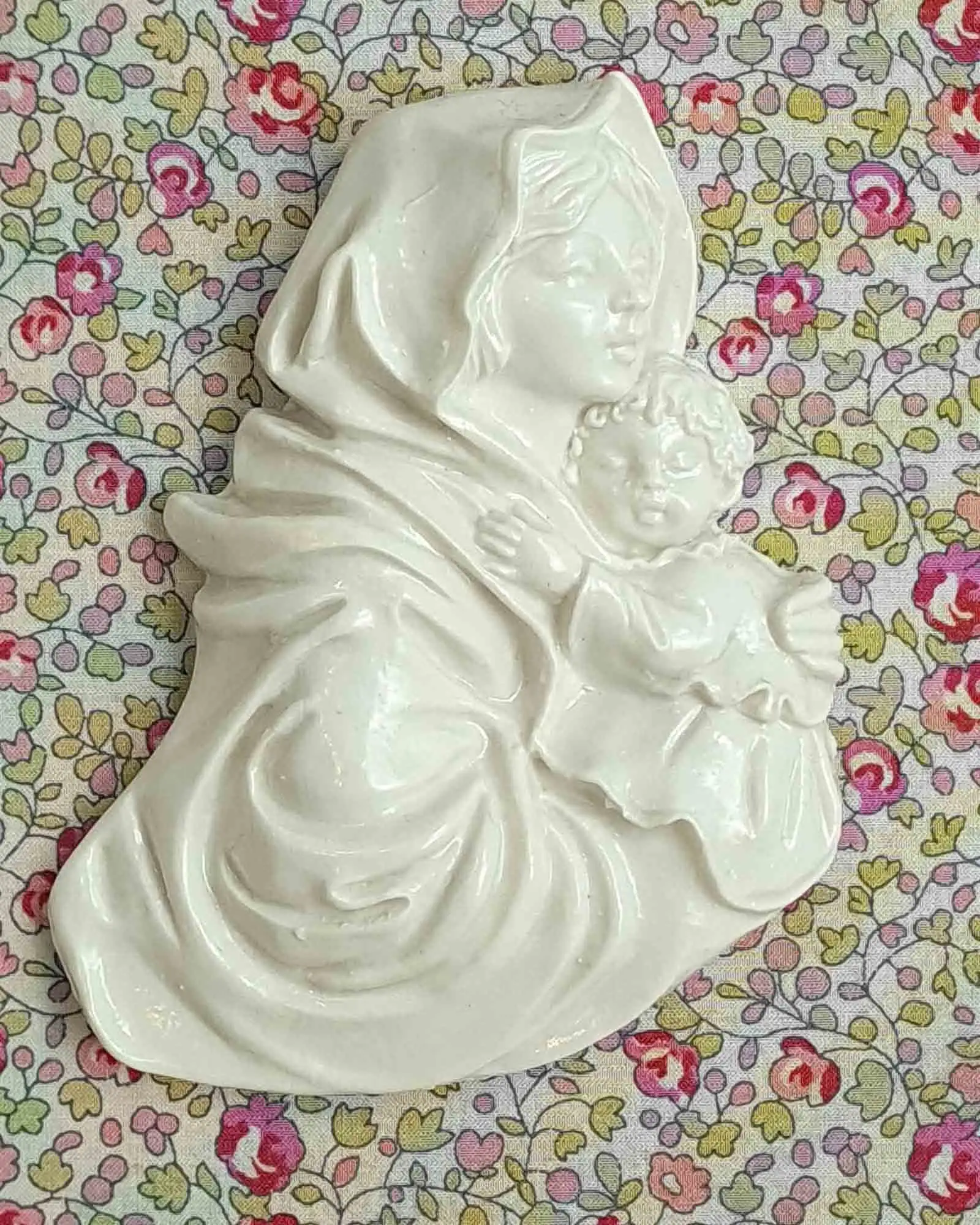 Virgin painting on Liberty Rosas
