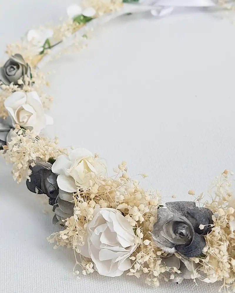 Crown Flores Double Gray White