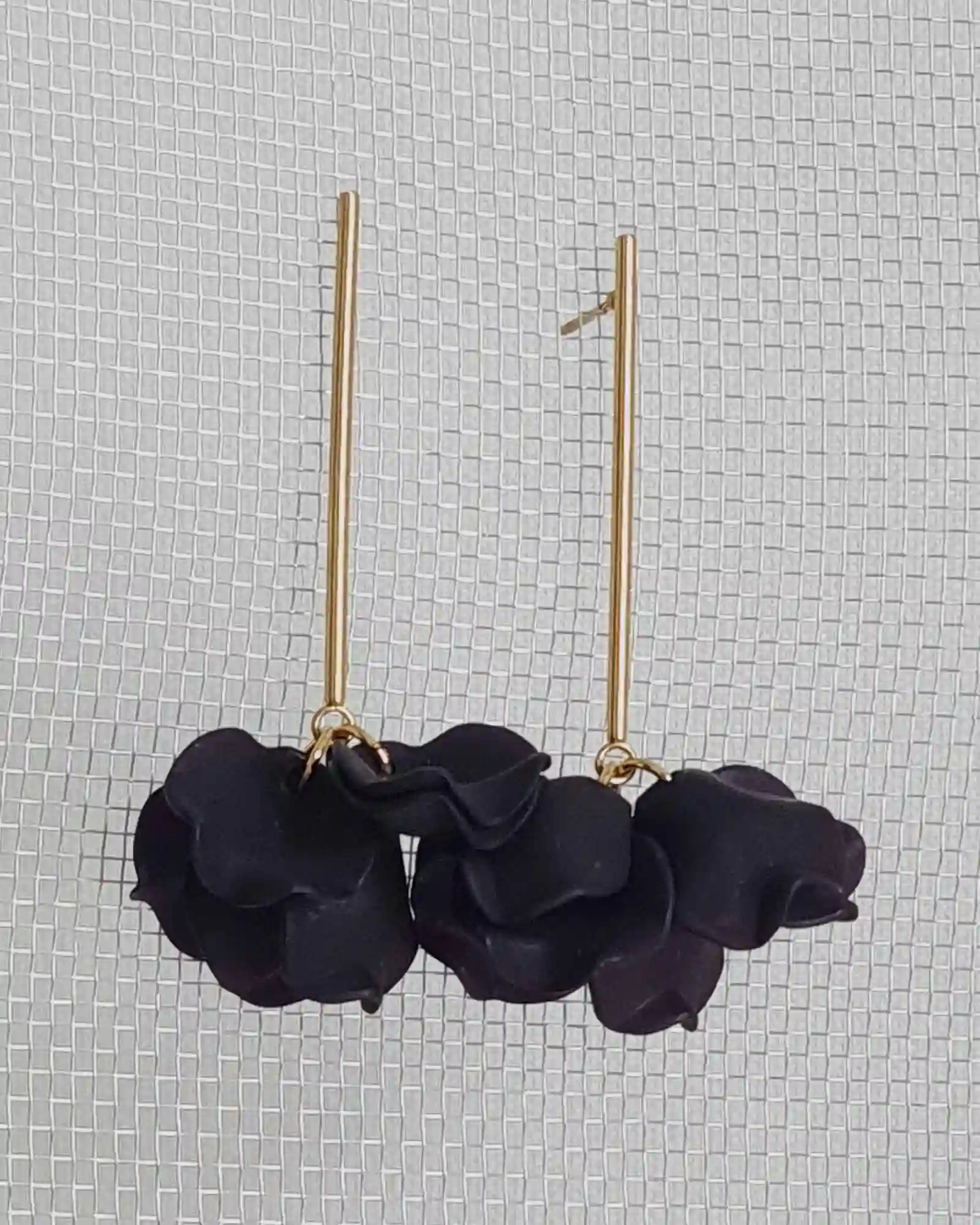 Black petals