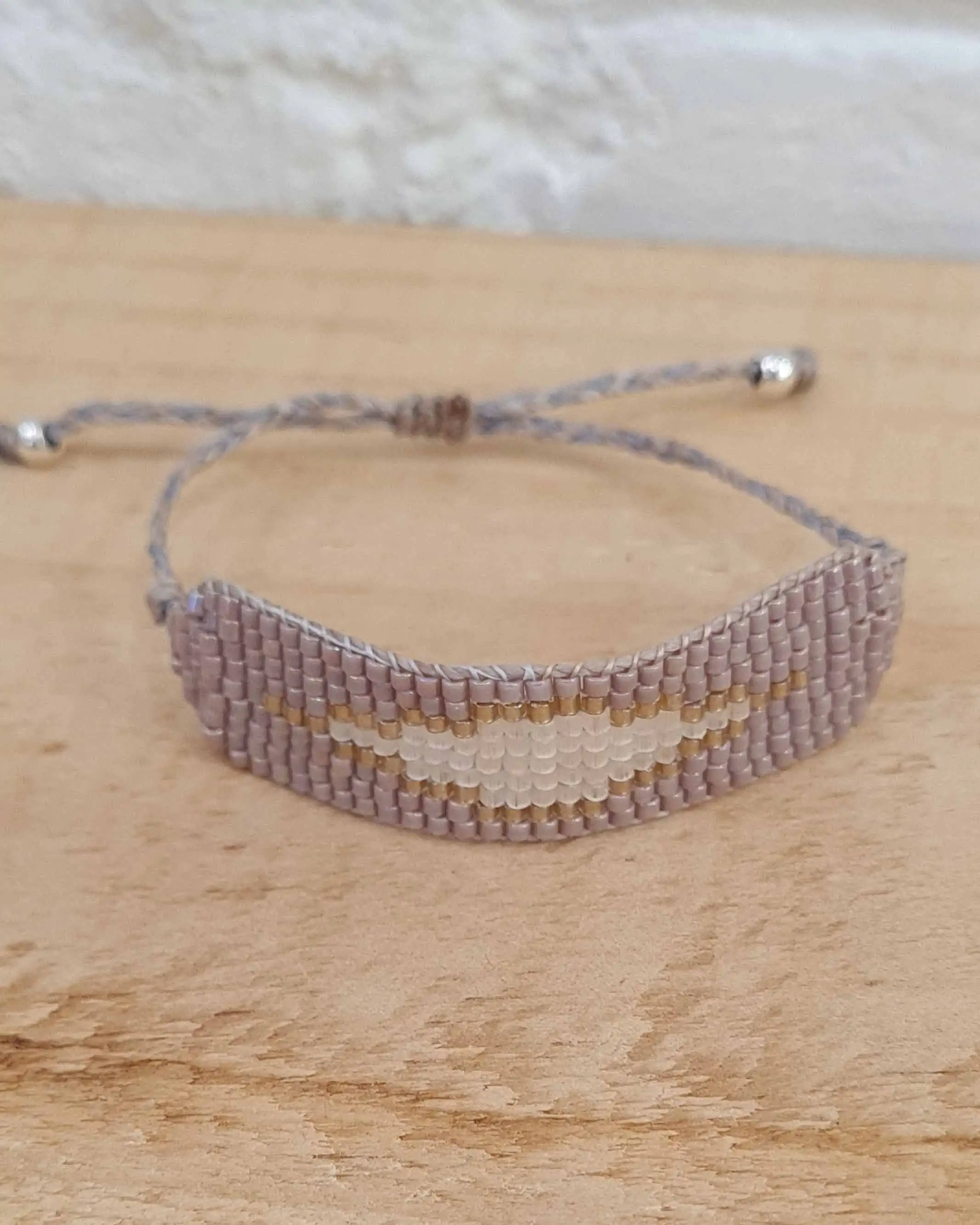 Miyuki bracelet bone