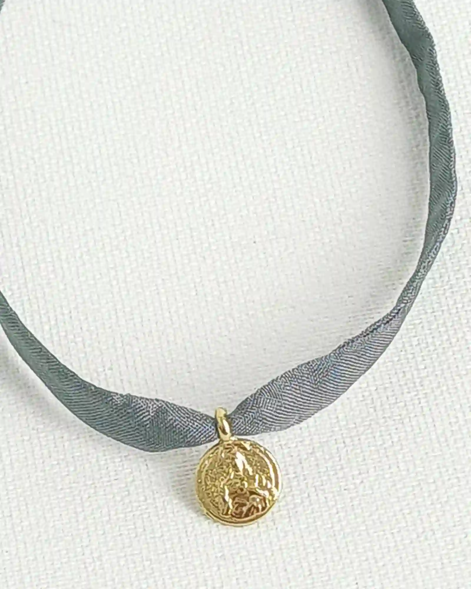 Scale bracelet