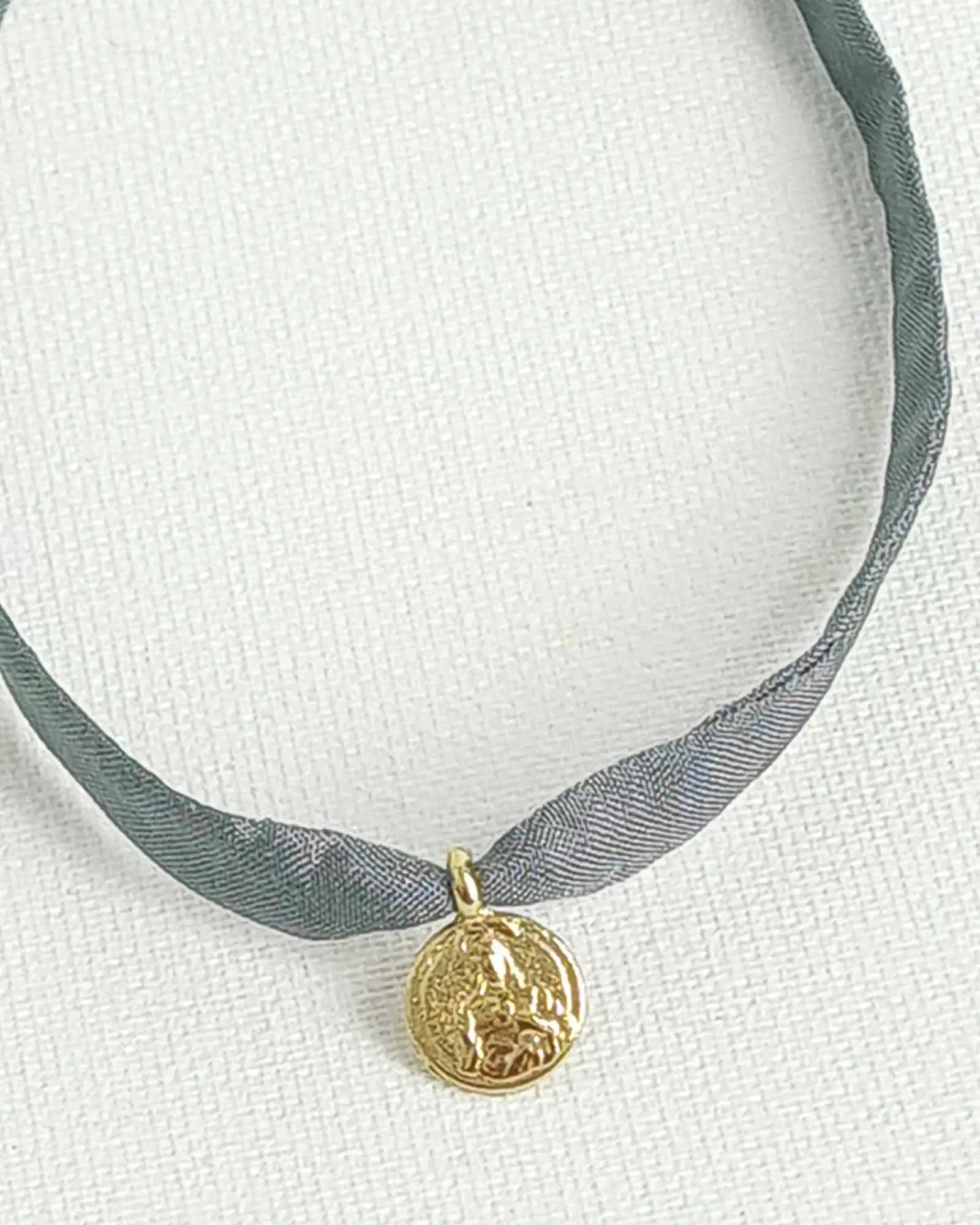 Scale bracelet