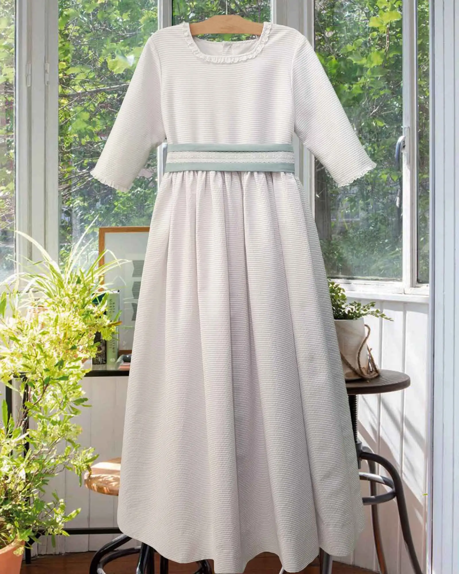 VESTIDO  DE COMUNIÓN LAURA