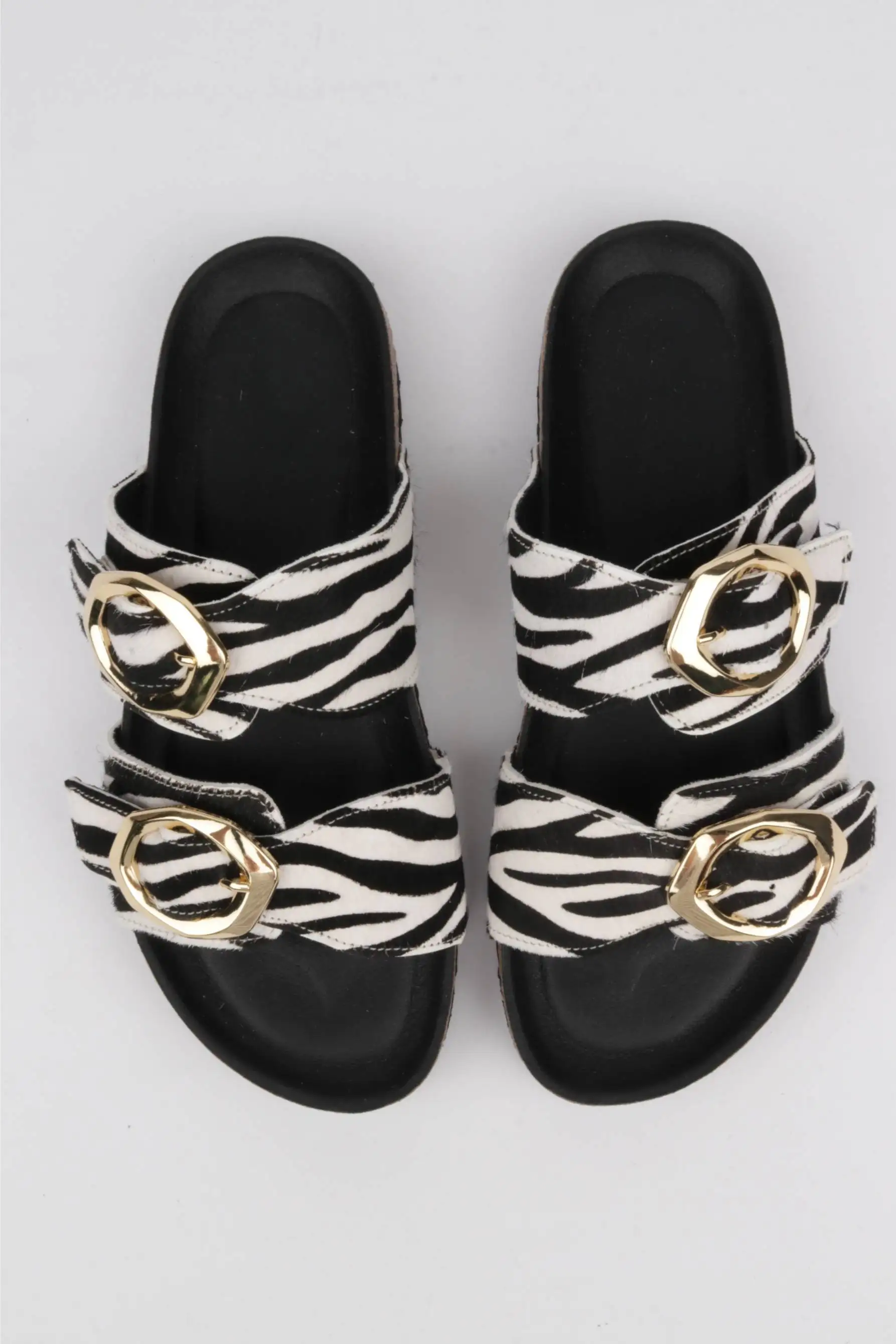 Cebbus flip flops