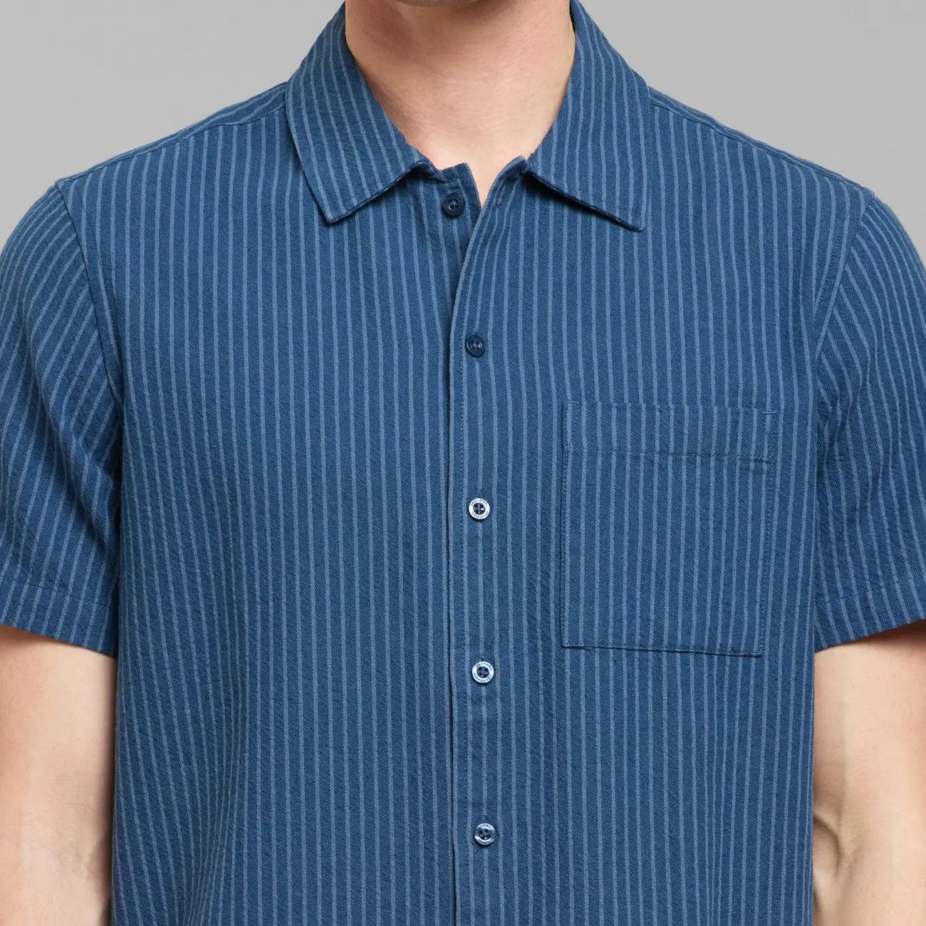 Short manga shirt blue stripes - Image 4
