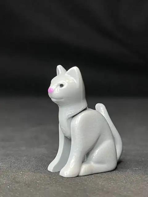 A_0711 Gato Gris Sentado