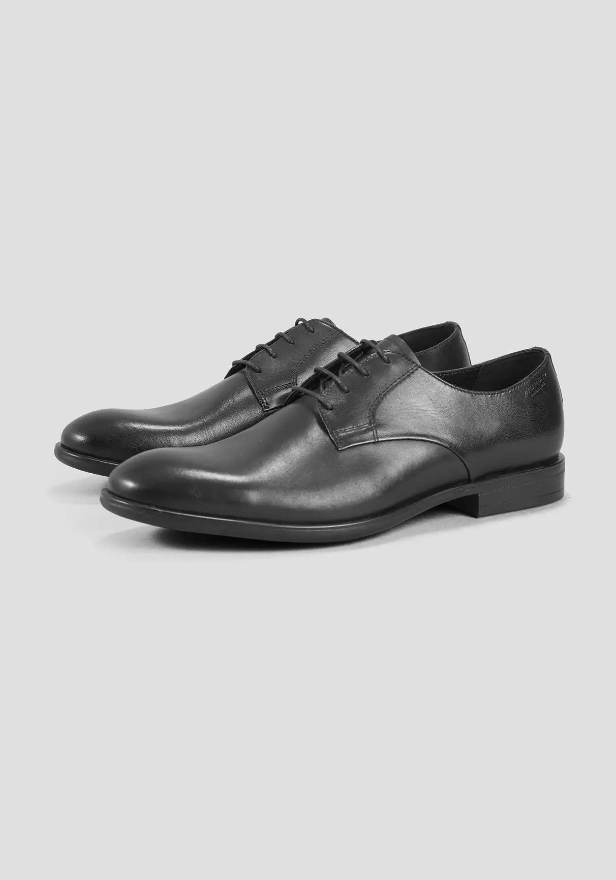 Harvey Black Cord
