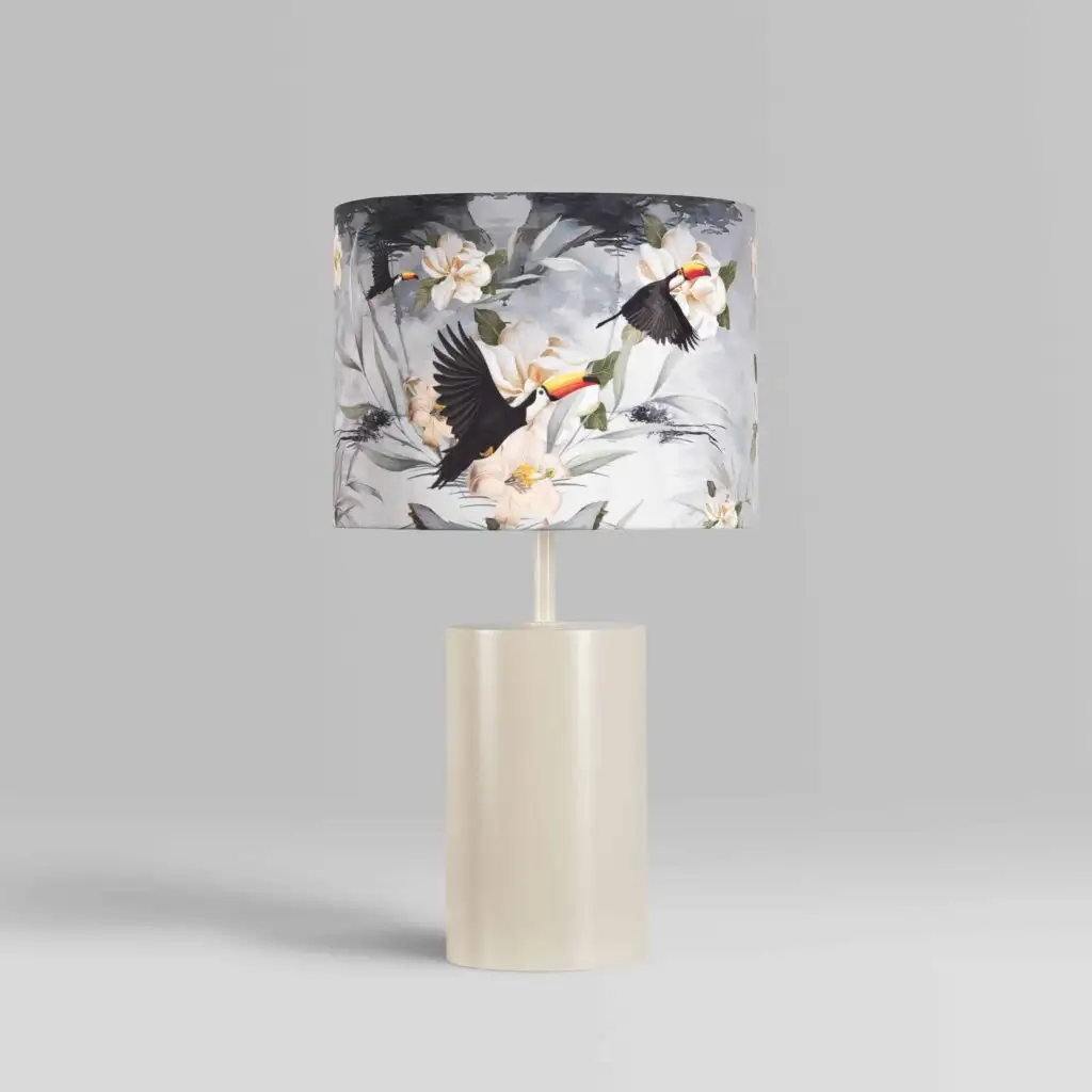 Branco Lilium Table