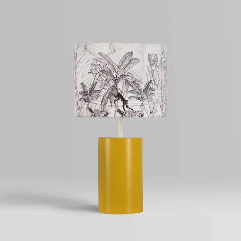 AMARELO MACACOS TABLE