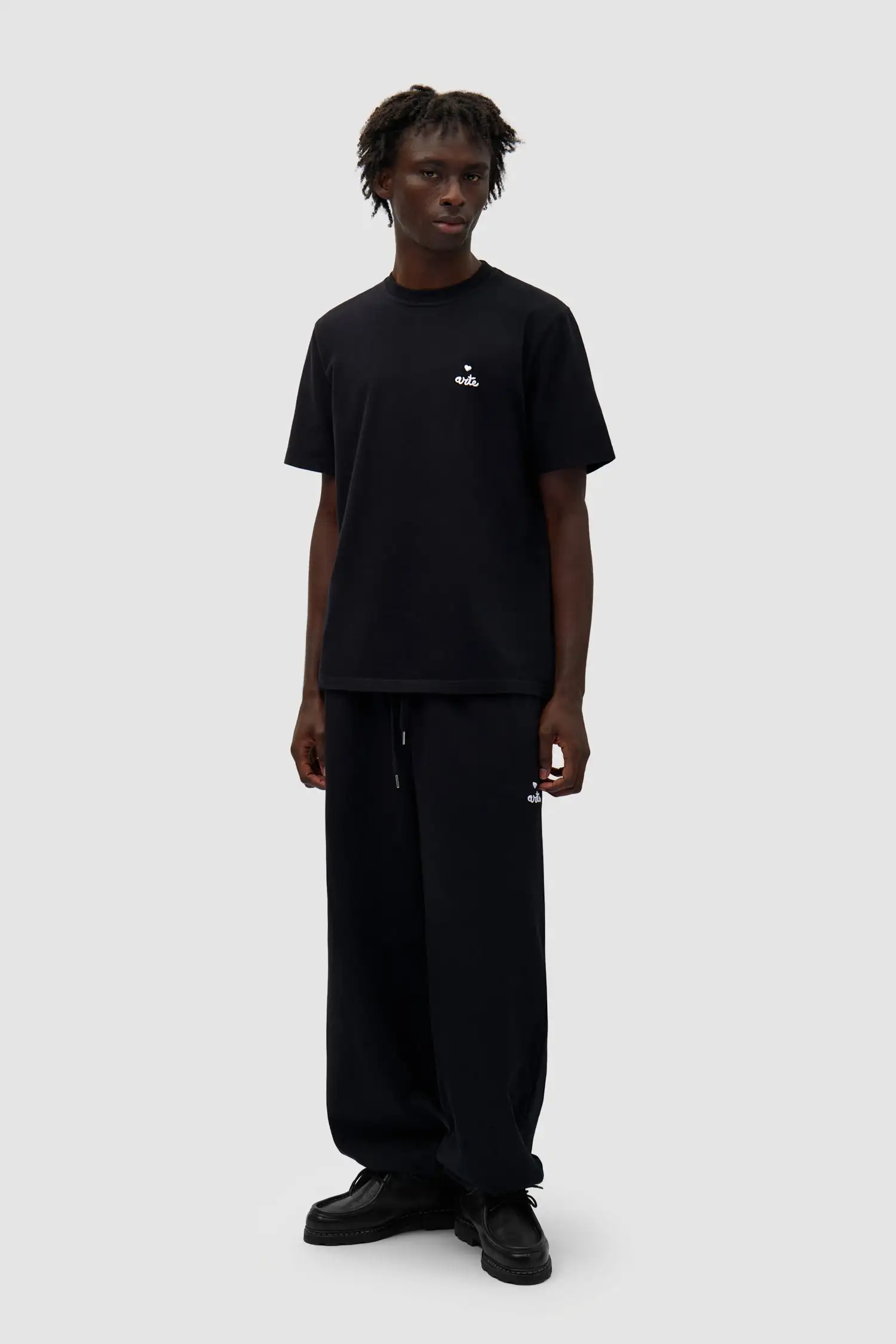 Arte Antwerp Heart Logo Tee - Imagen 2