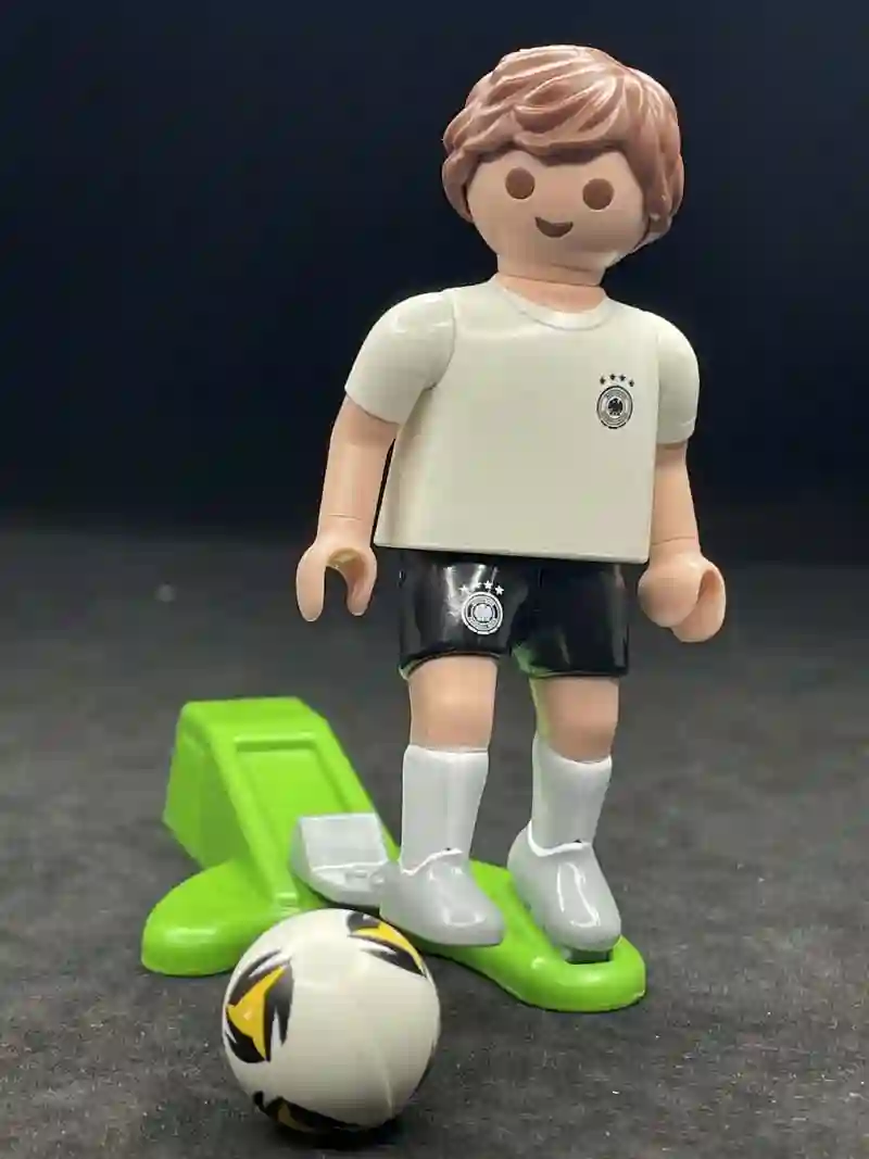 CT1152 Figura con Complementos