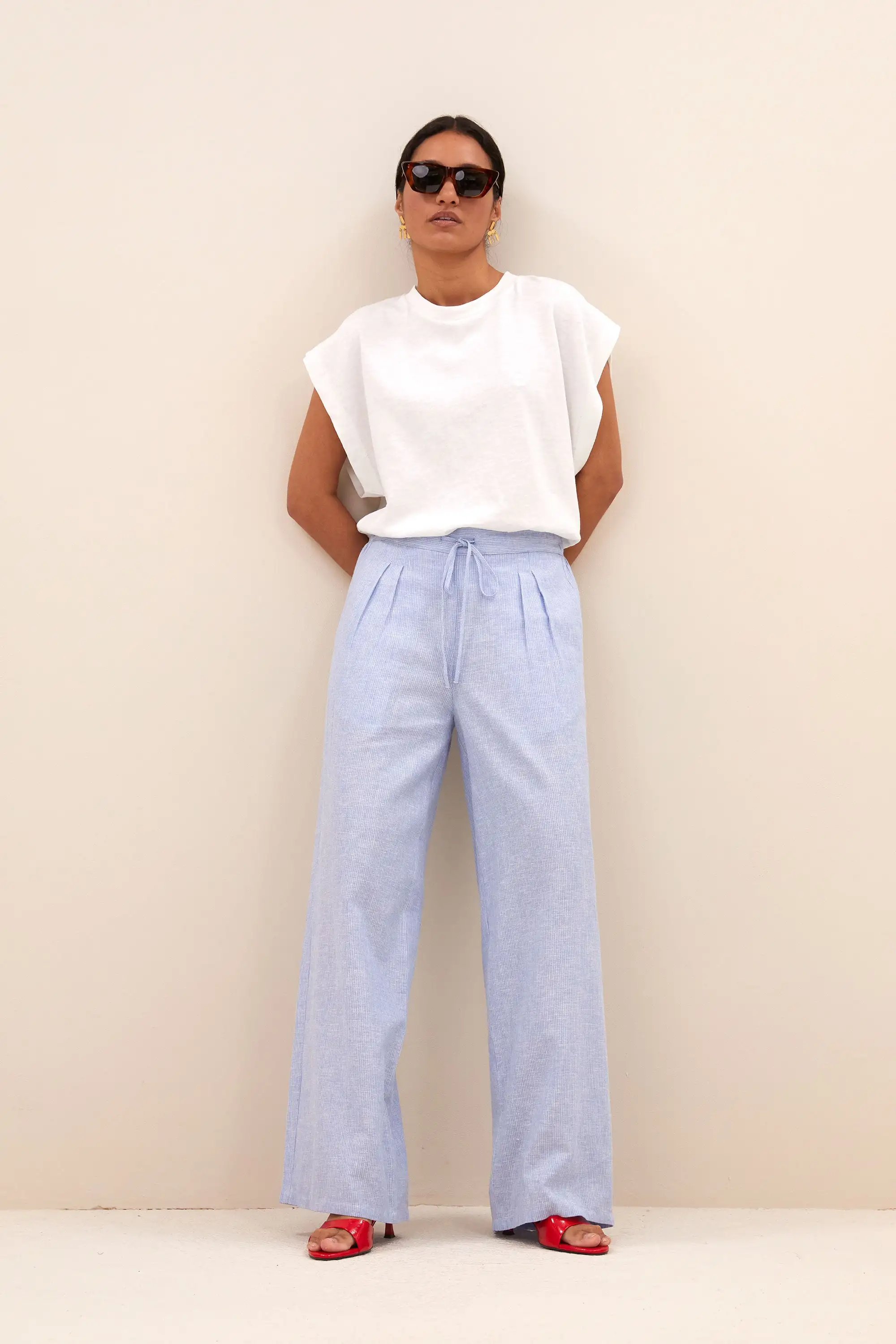 uma pinstripe pants - Imagen 3