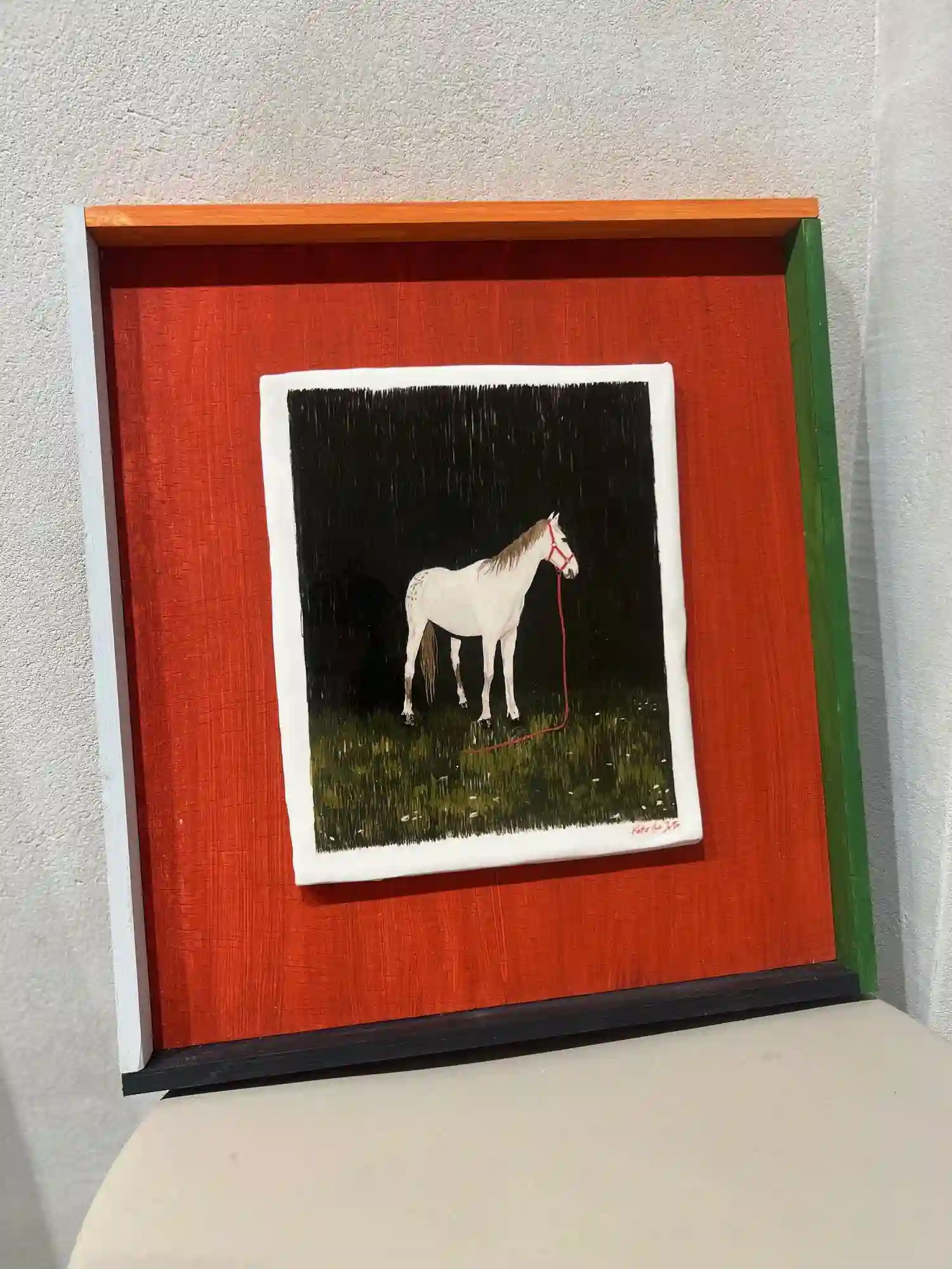 "Black Horse" work on ceramics / Koko Che Jota