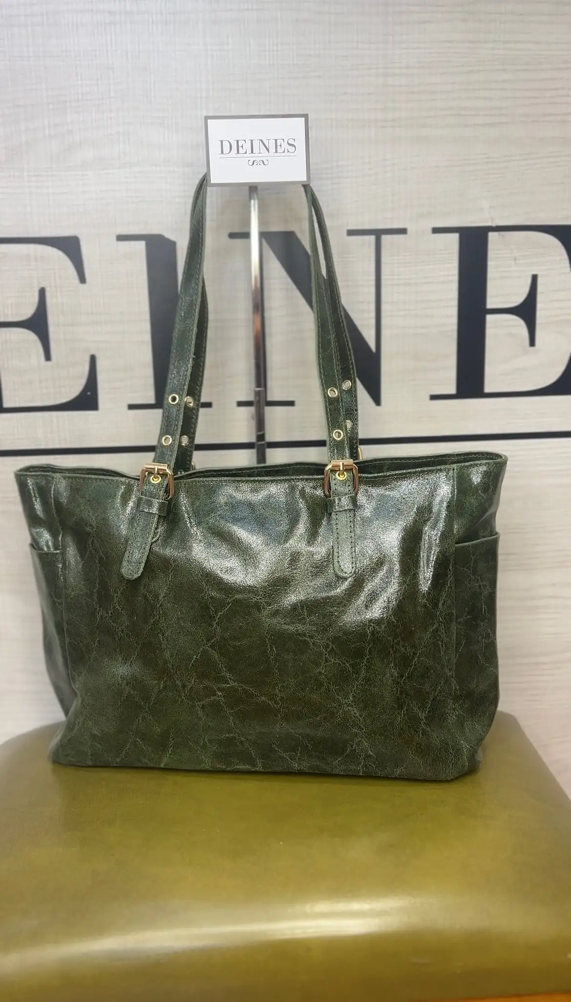 Bolso cuero brillante