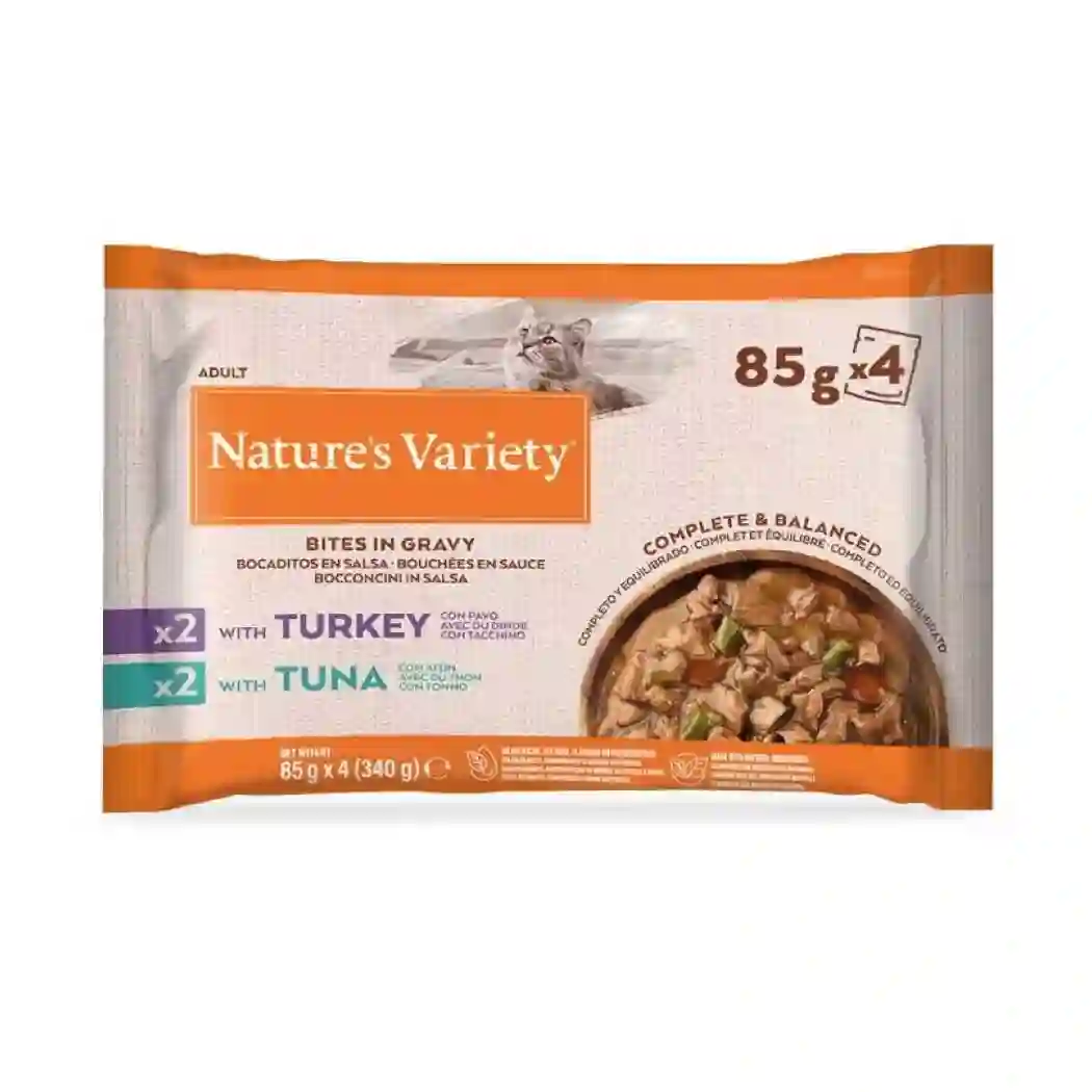 Nature's Variety Pack cat turkey snacks and atun in 4x85g sauce