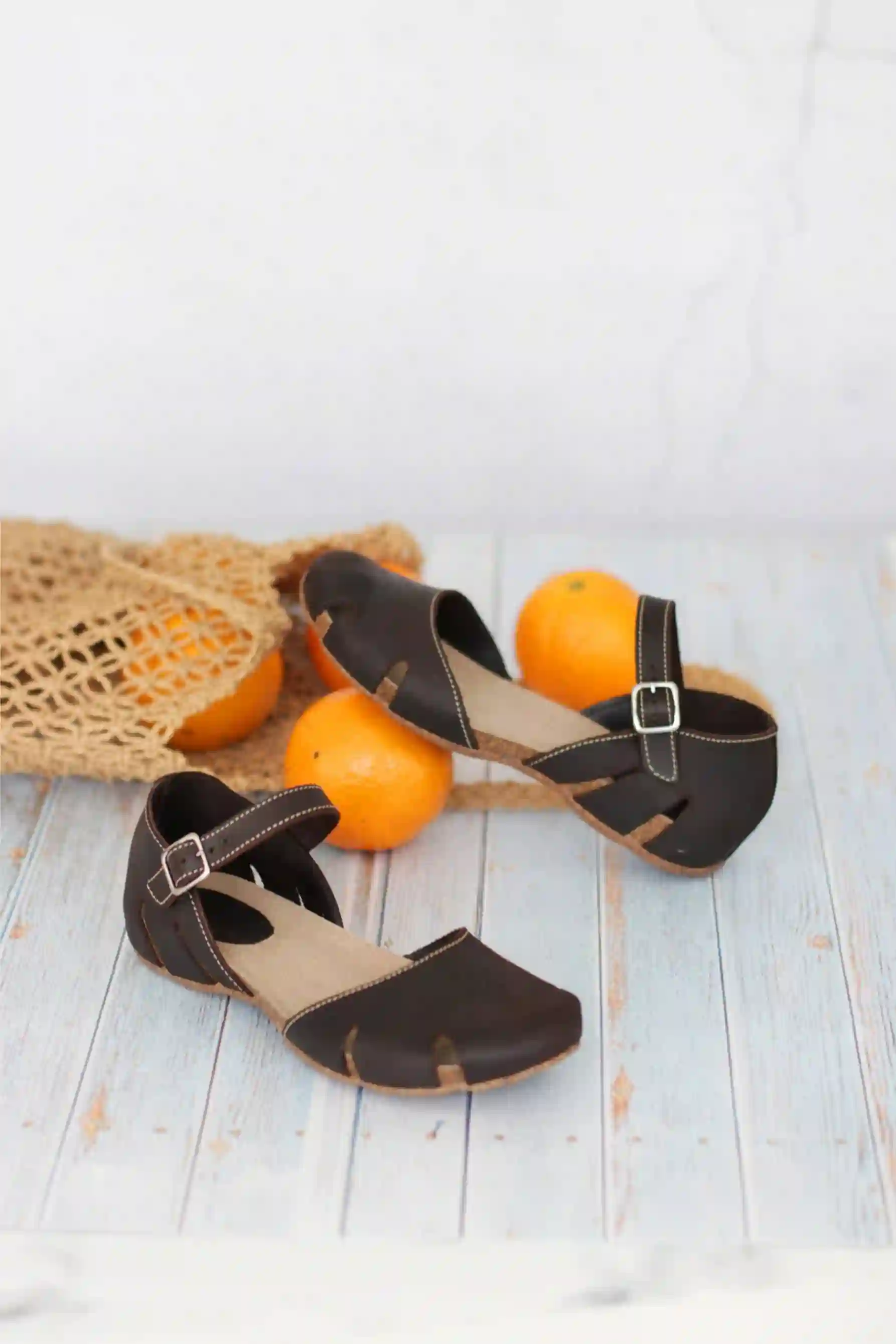 Sandalias InterBios mujer puntera y talón cerrado color marrón
