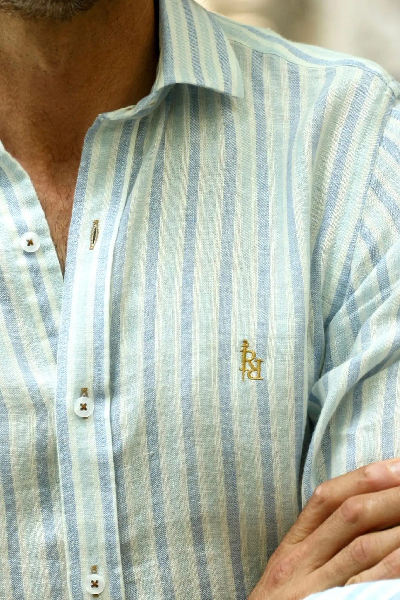 Camisa de lino a rayas azules RqueR