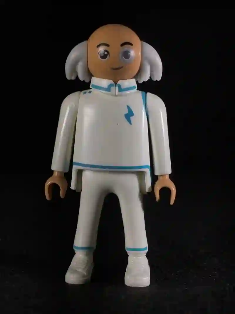 C0832 Figura Suelta sin Complementos