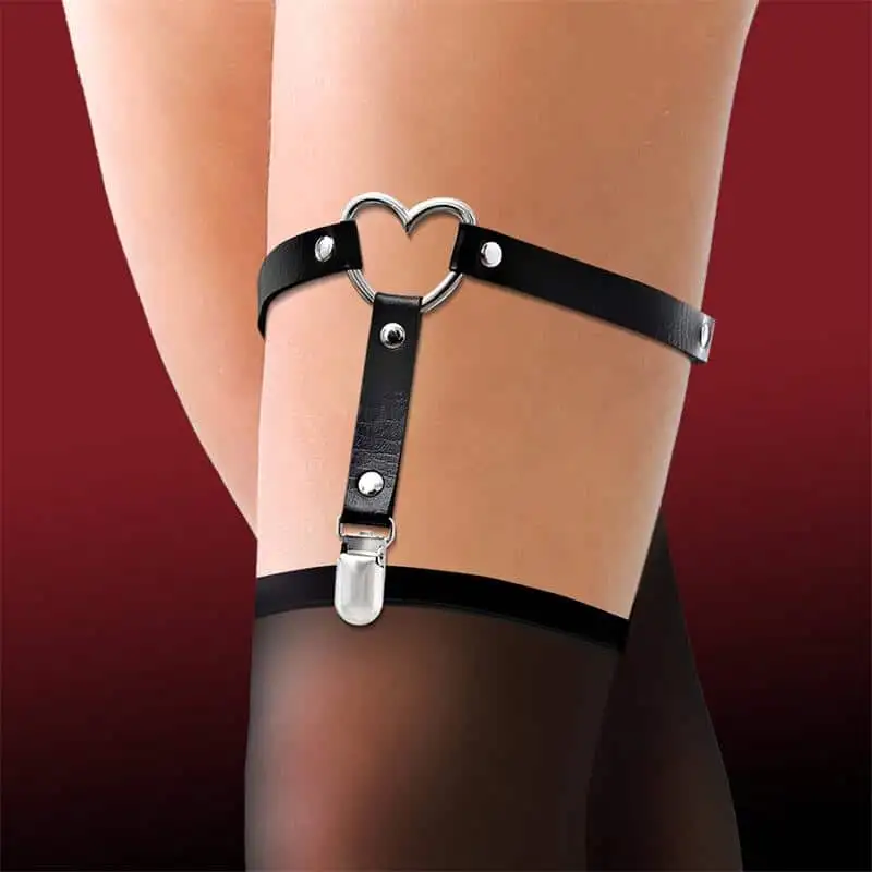 Liga Con Aro En Forma De Corazón Cuero Vegano Talla Única. Cinderella