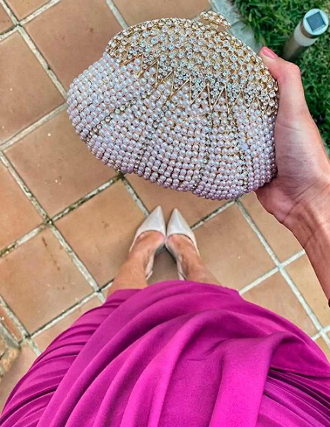 Clutch de fiesta con forma concha y cristales de Swarovski - Macarena Silt