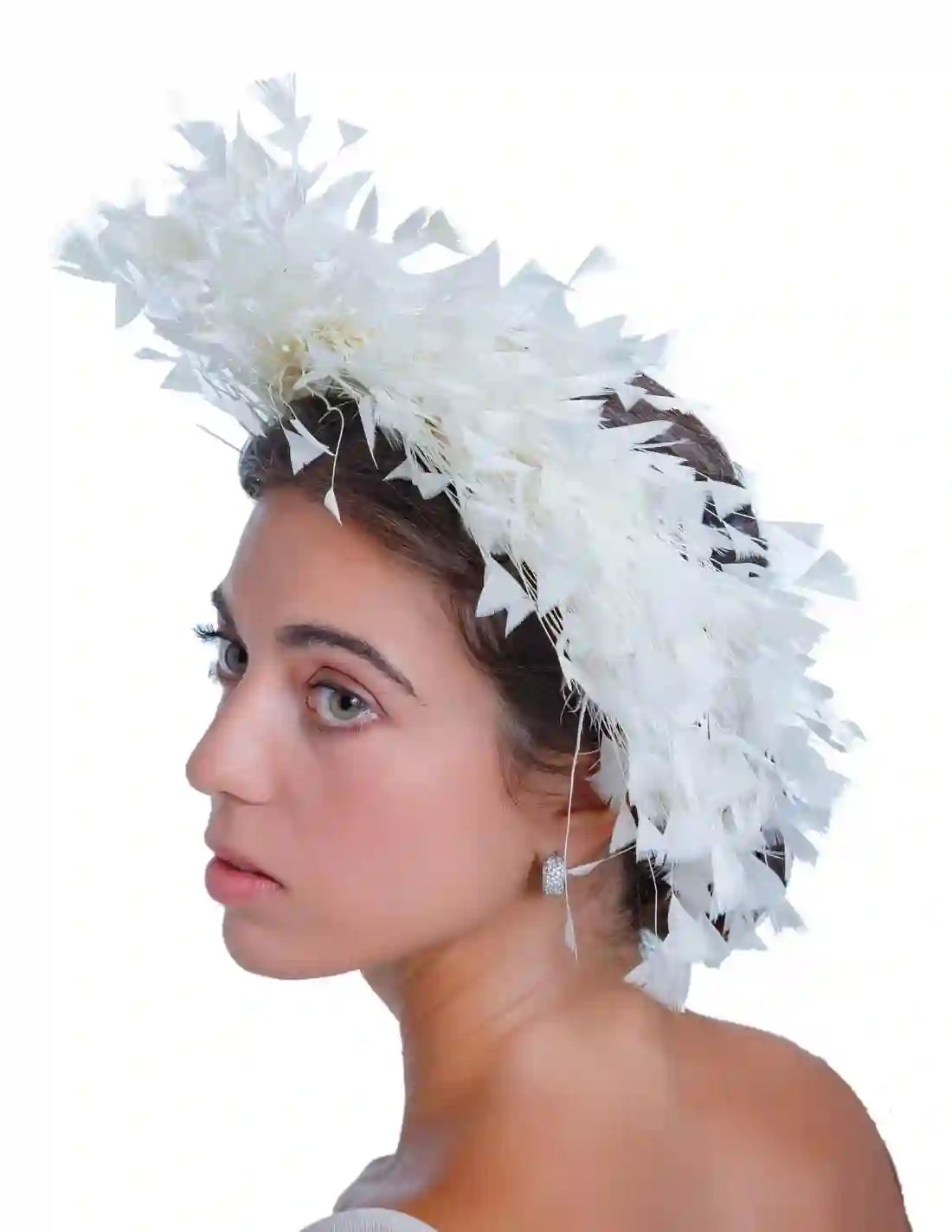 Tocado de novia con plumas naturales