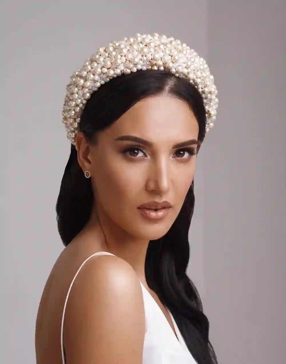 Diadema de fiesta ancha con perlas