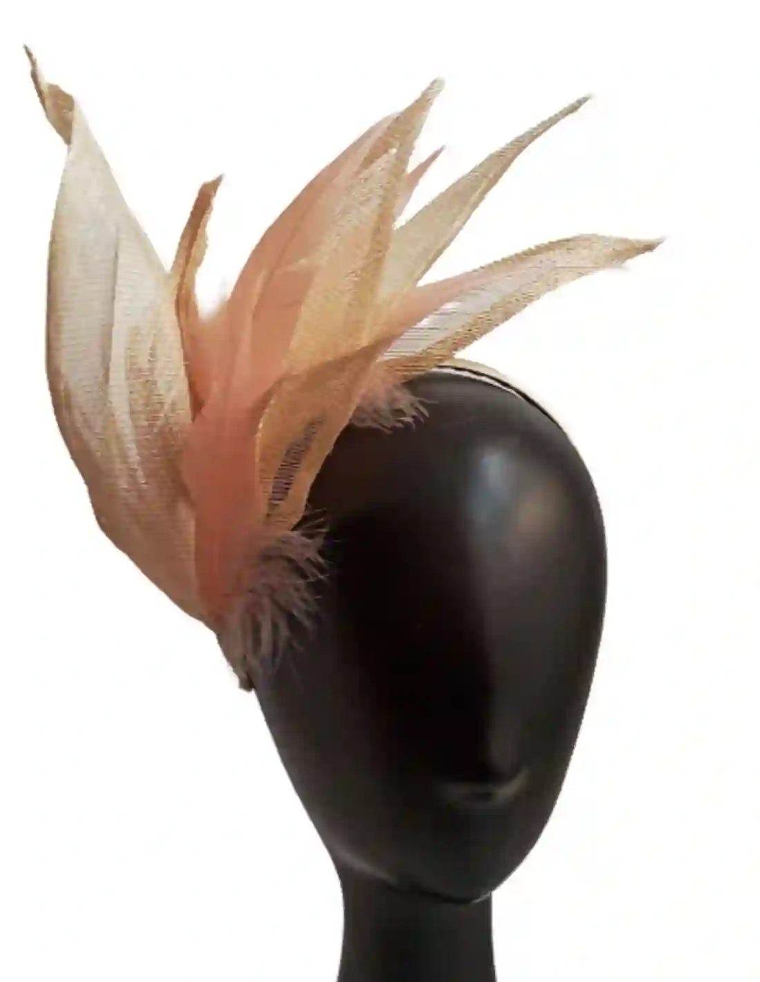 Diadema de maxi hojas de rafia y plumas laterales