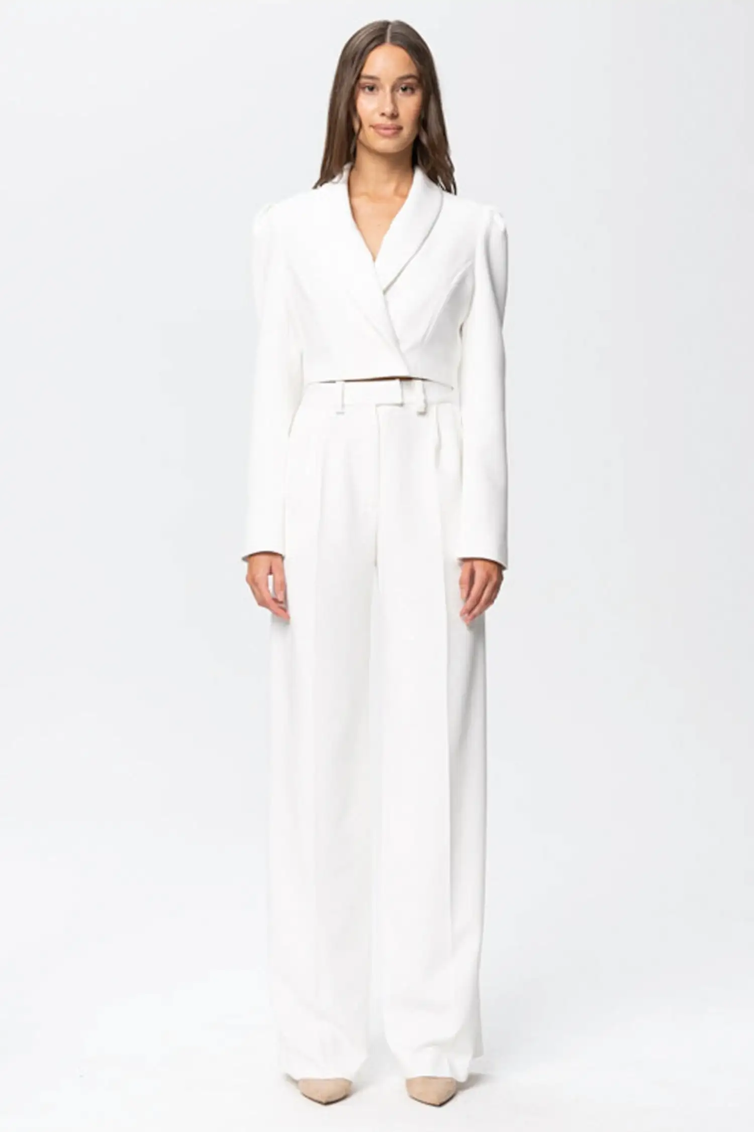 Pantalones palazzo de traje blancos de tiro alto