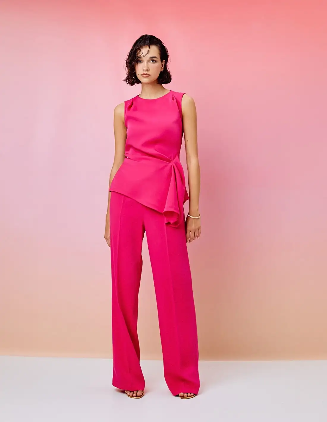 Pantalon de cintura alta y corte recto en crepe
