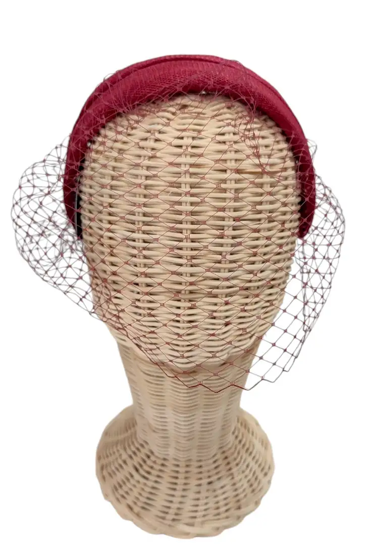 Garnet raffia guest headband with veil