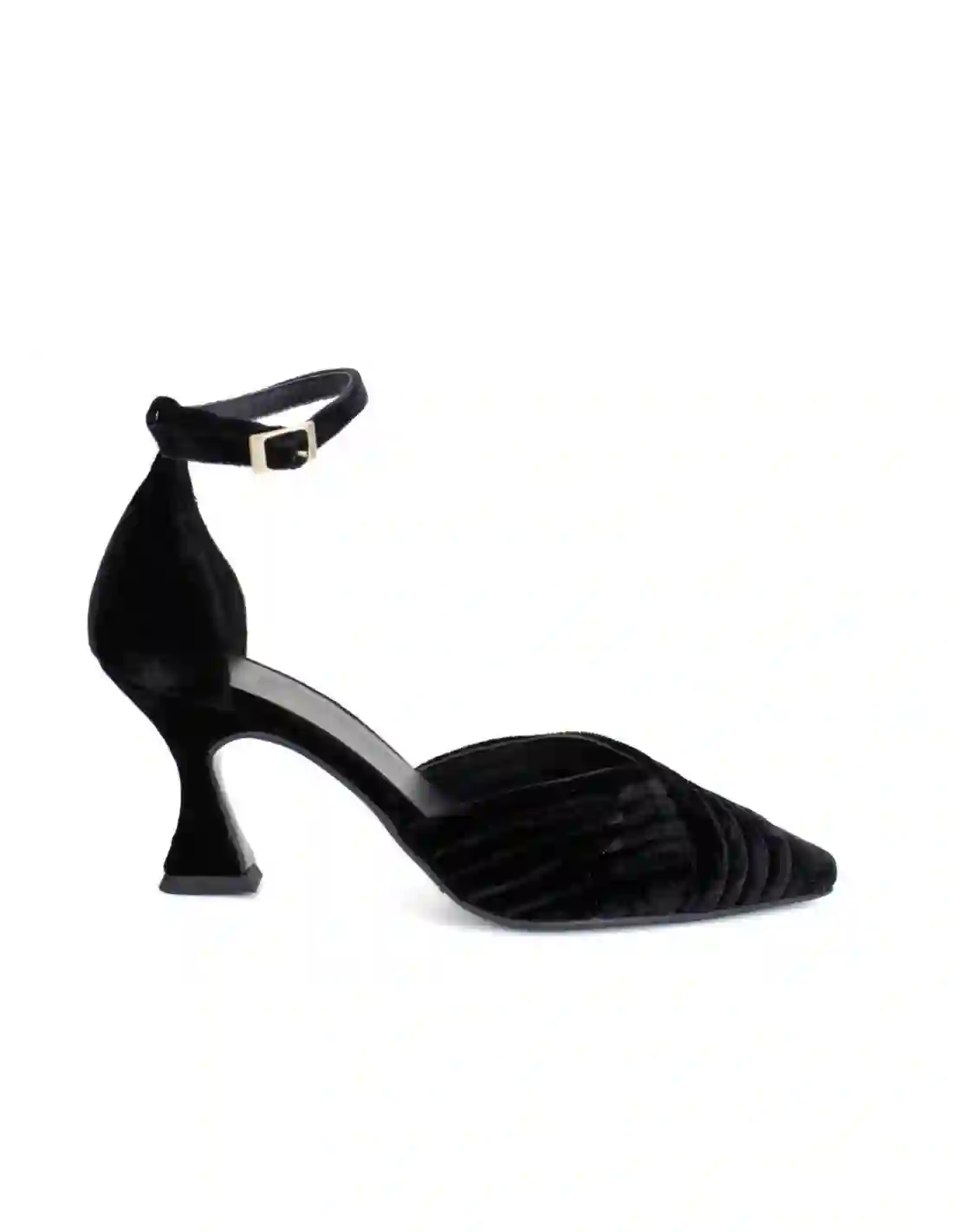 Heeled shoe for invited in black velvet