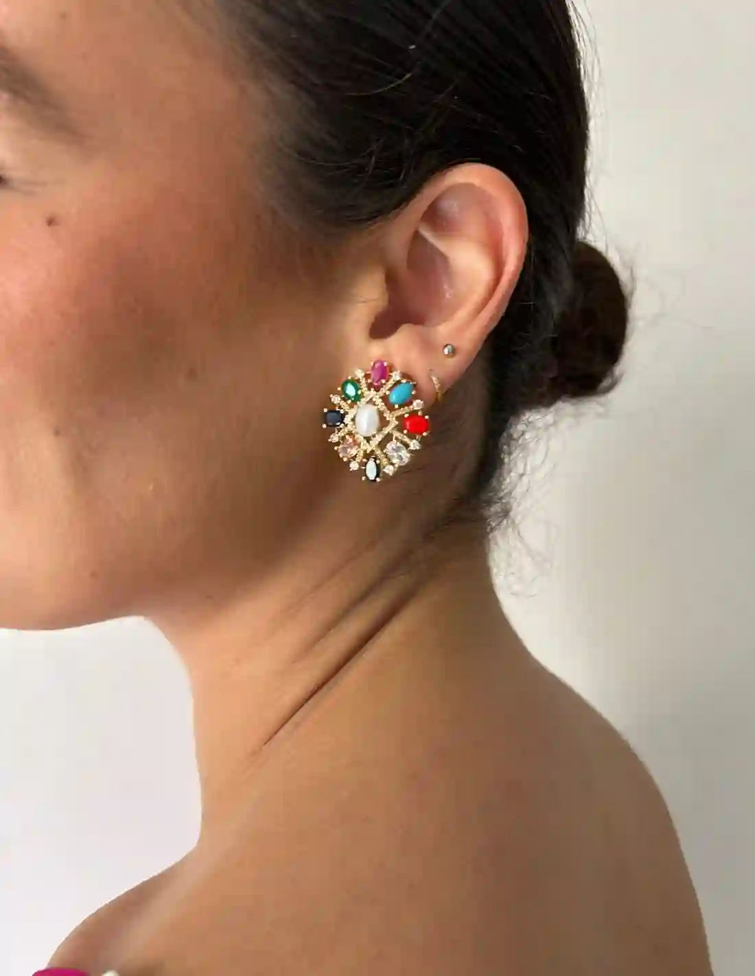 Multicolored earrings with semi -precious stones