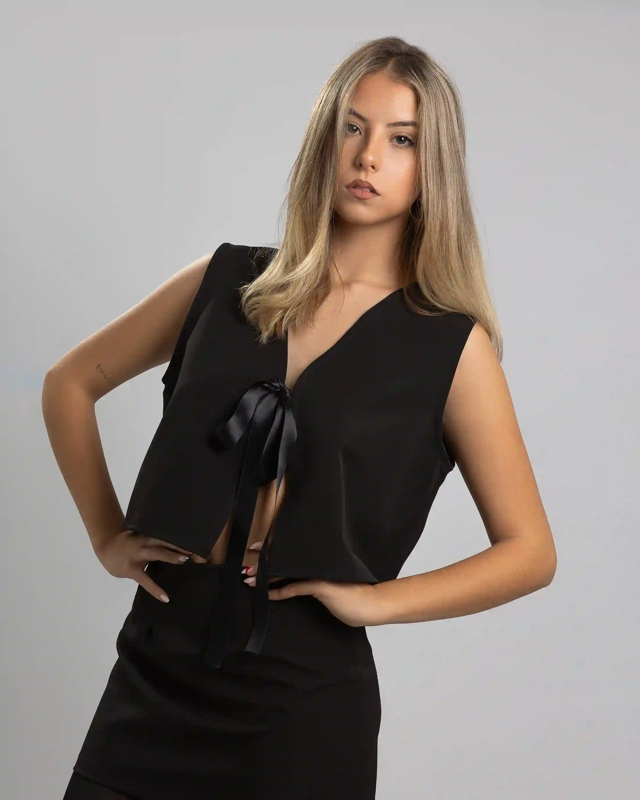 Black Party Top Top with Loz Closing