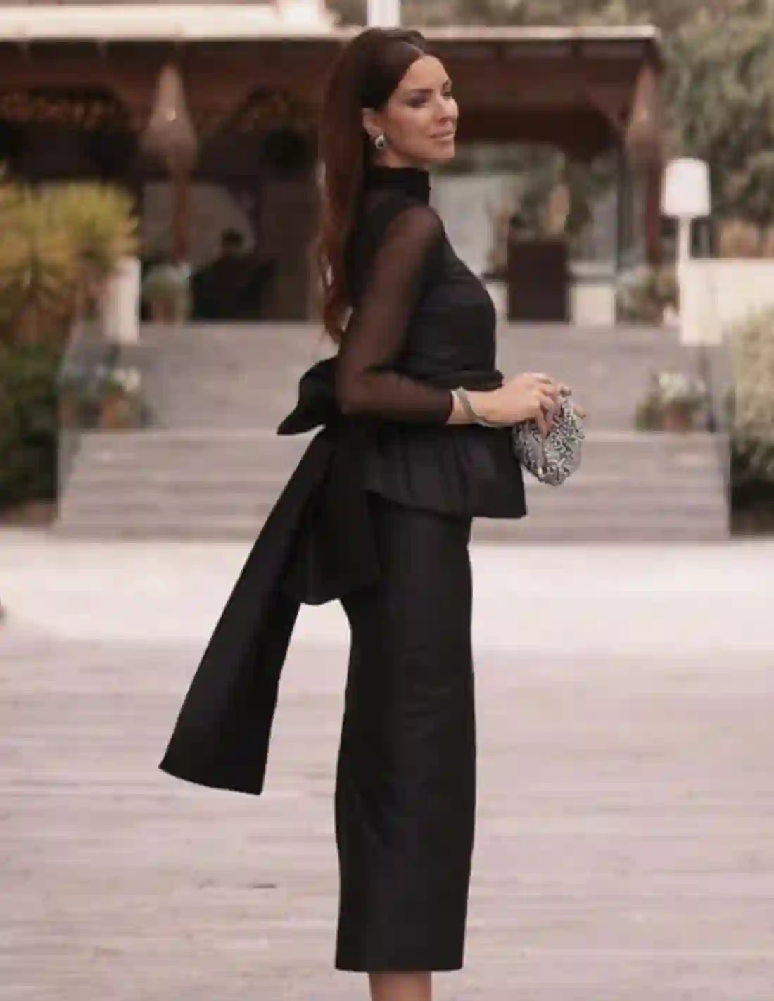 Top de tirante en tafeta con volante peplum y tul