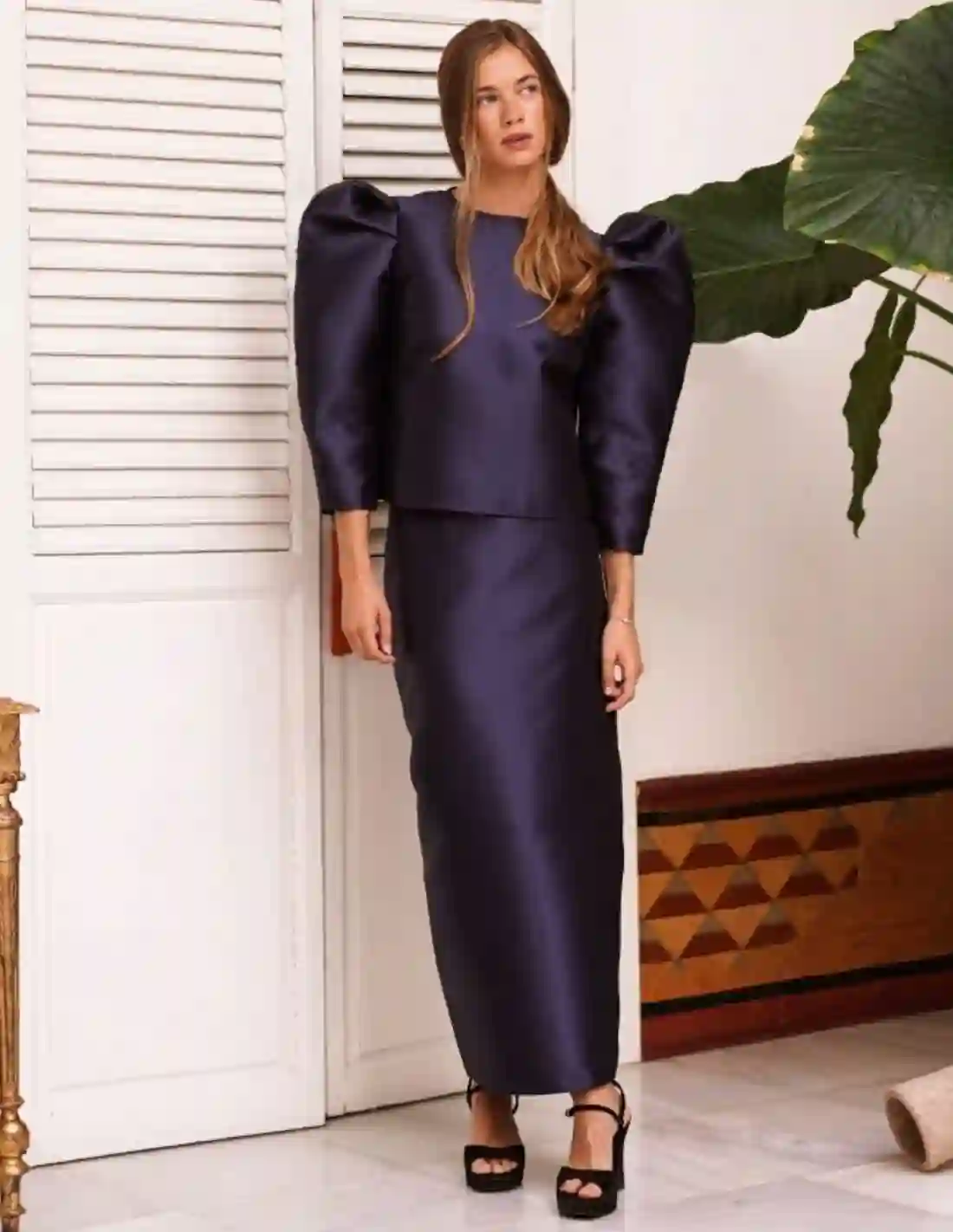 Midi skirt straight in mikado navy blue