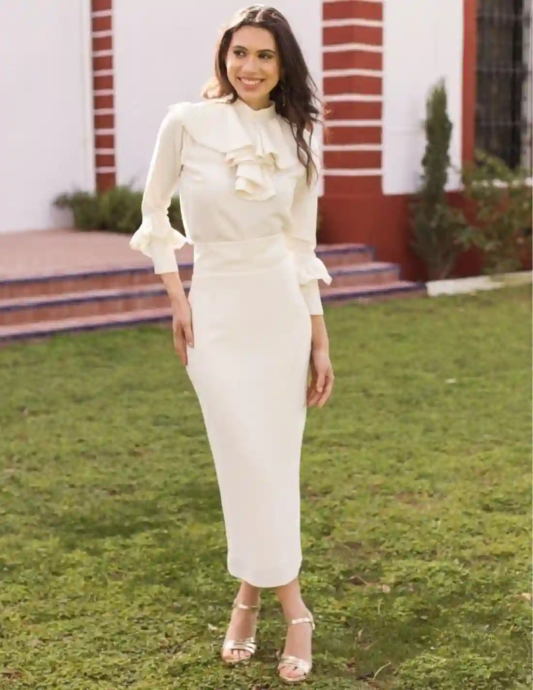 Falda midi de fiesta cruda con abertura trasera