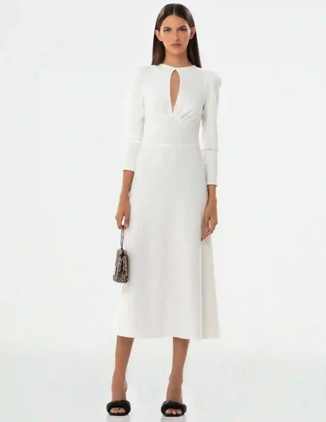 Vestido midi blanco con manga francesa y escote lágrima
