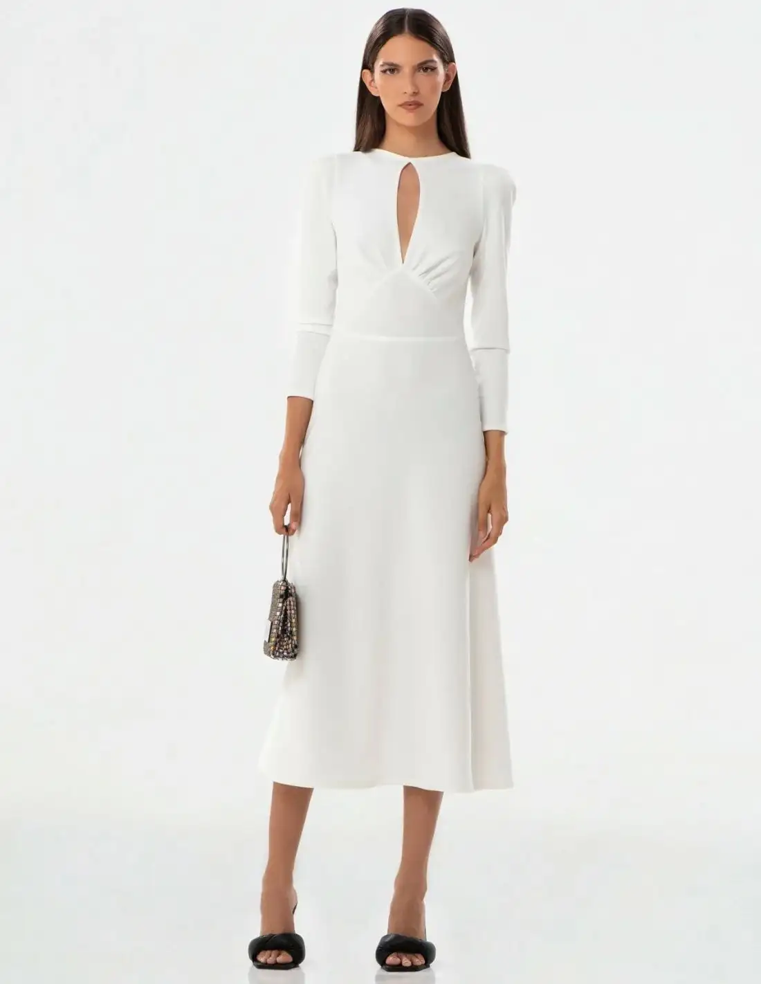 Vestido midi blanco con manga francesa y escote lágrima