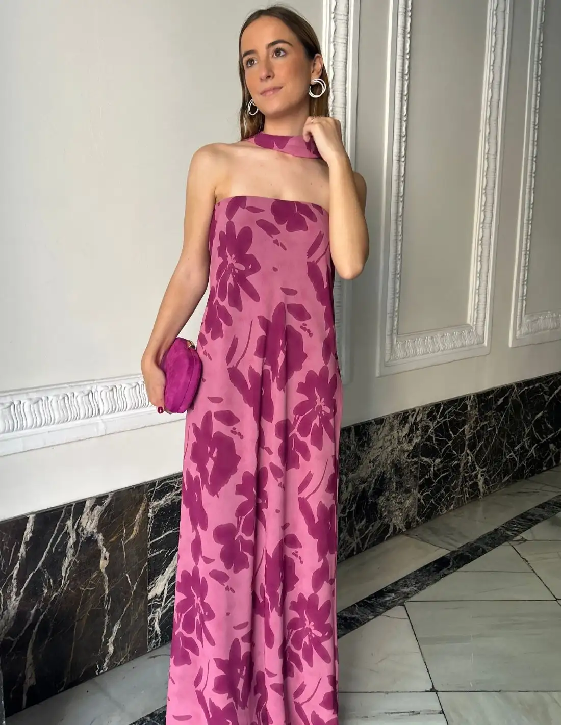 Long dress of gauze with chal