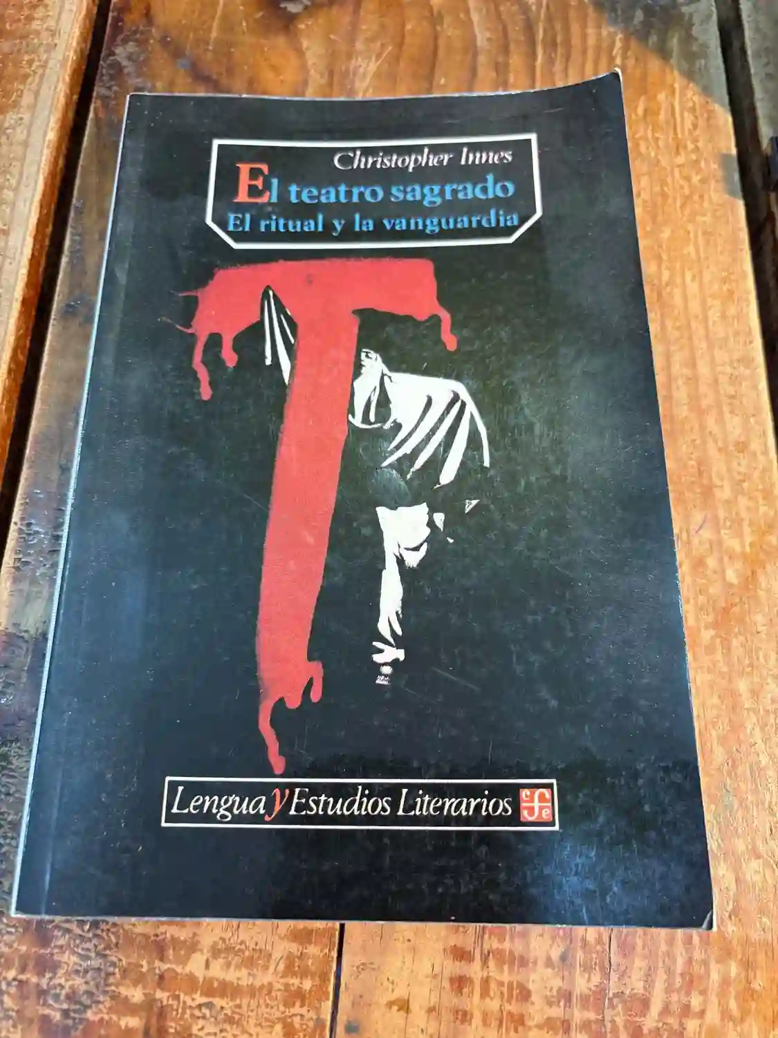 El teatro sagrado : el ritual y la vanguardia TRS