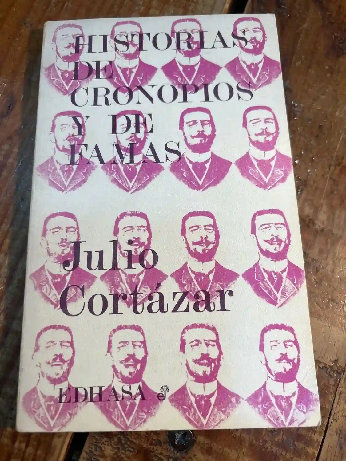HISTORIAS DE CRONOPIOS Y DE FAMAS TRS