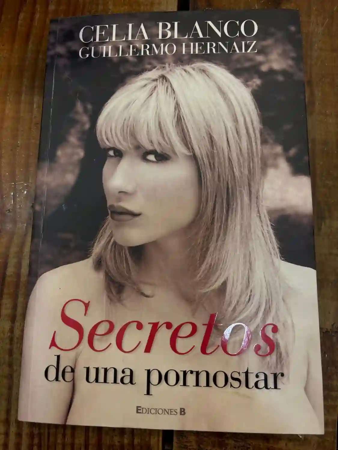 SECRETOS DE UNA PORNOSTAR TRS