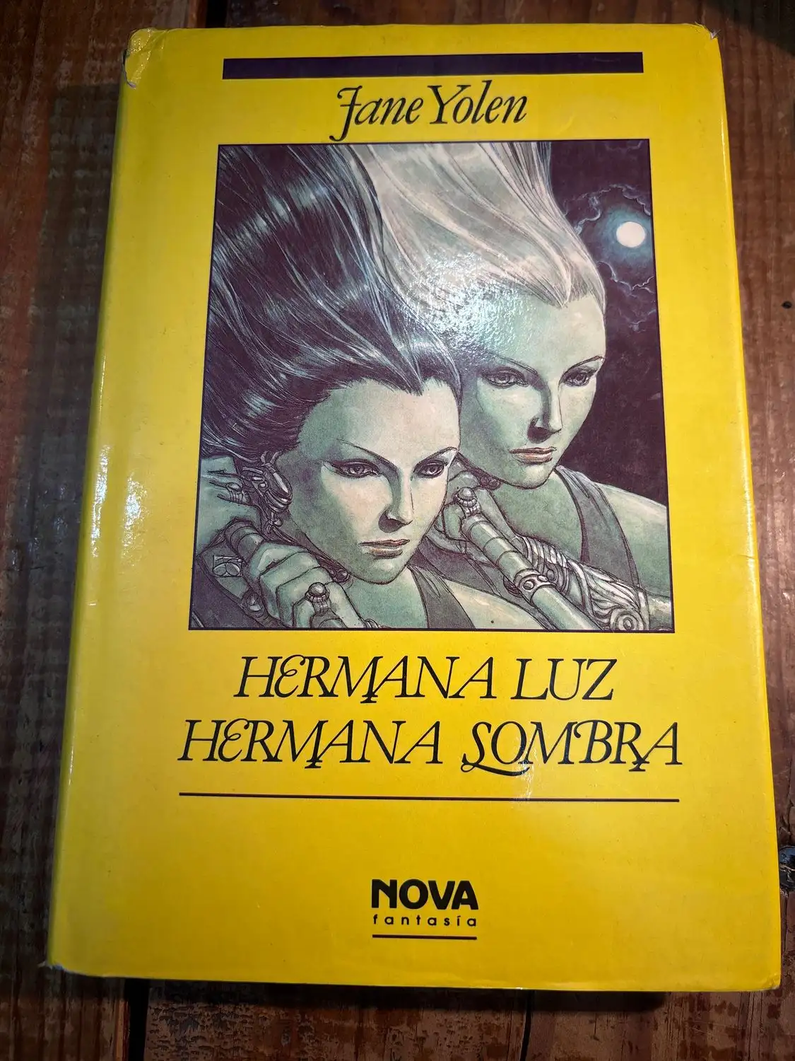 Hermana Luz Hermana Sombra TRS
