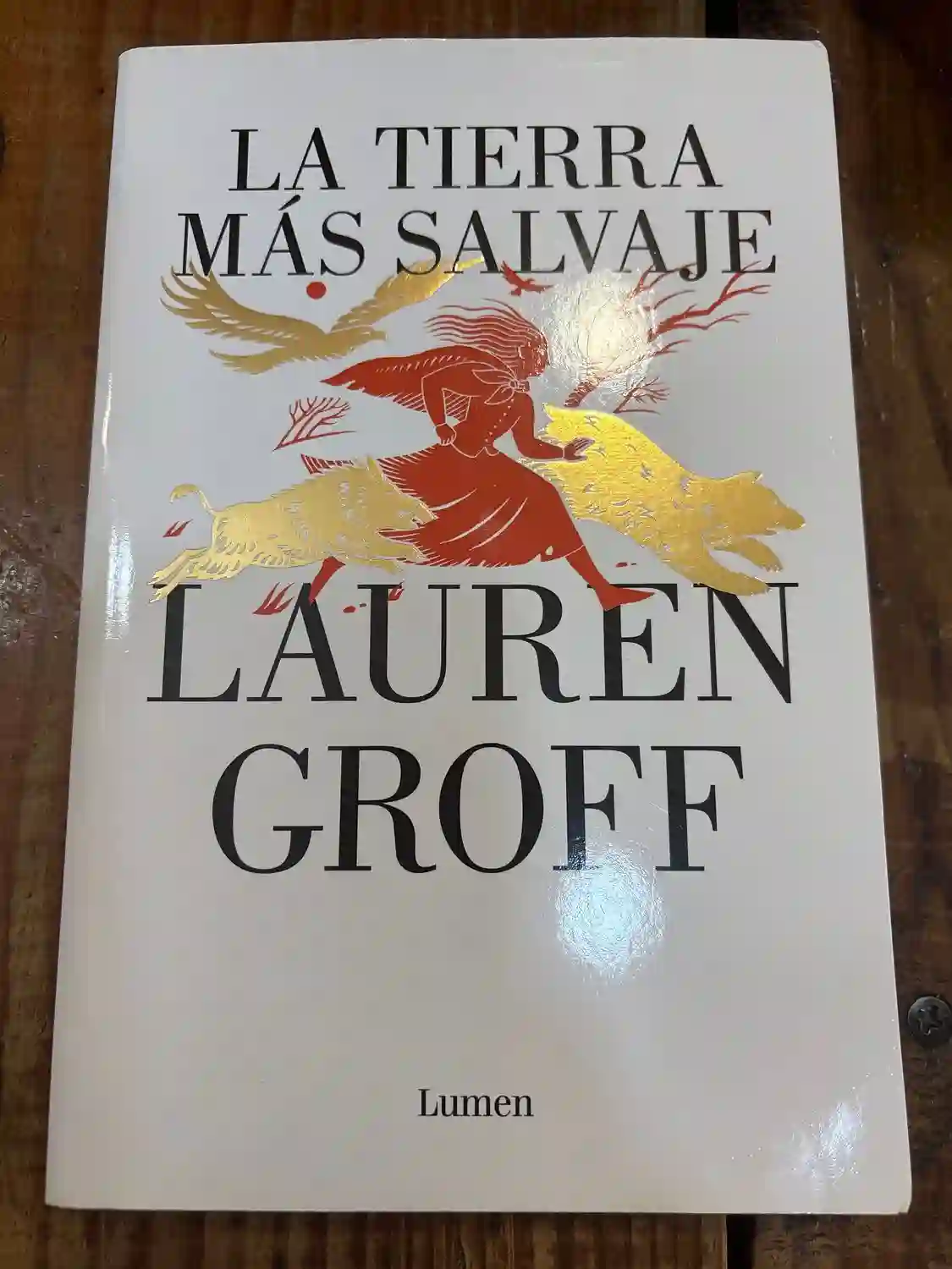 La tierra más salvaje / The Vaster Wilds (Spanish Edition)